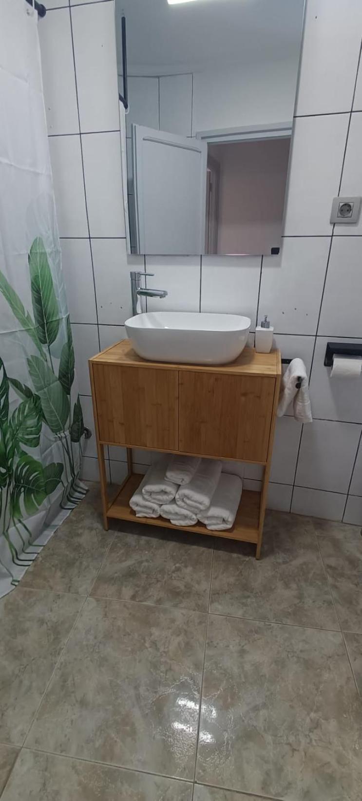 Ferienwohnung Apartamento En Roda de Bará Exterior foto